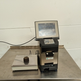 Balance with labeling Digi 